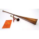 Hunting : A long copper and brass hunting / coaching horn 34 1/2" long,