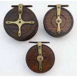 Fishing : three old centre pin mahogany and brass with horn handles fishing reels , 3 1/2" ,