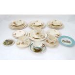 Hunting: A collection of hunting ceramics to include a part tea set comprising 3 bowls,