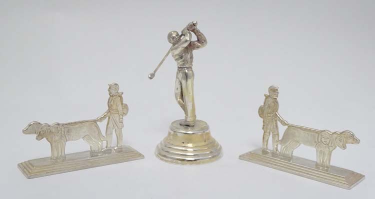 A pair of Art Deco style silver plate knife rests formed as huntsman with dogs 3 1/4" wide Together - Image 4 of 9