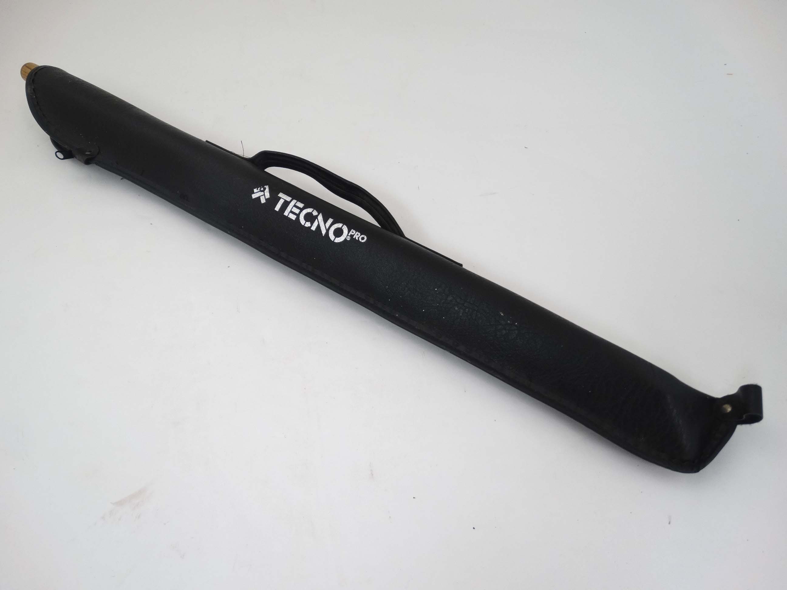 Snooker / Pool : A Techno Pro 2 piece Snooker Cue in black leather Techno Pro carry bag. 57'' long. - Image 3 of 5