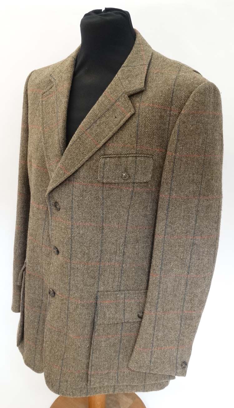 A James Purdey & Sons tweed shooting jacket, approx. 46'' chest measurement. - Image 4 of 6