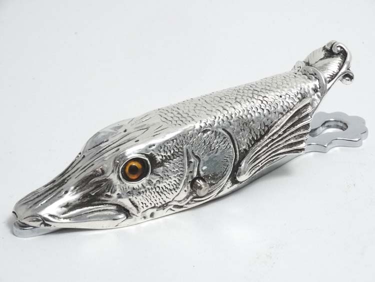 A silver plate desk top letter / paper clip formed as a pike fish 6" long CONDITION: - Image 3 of 4