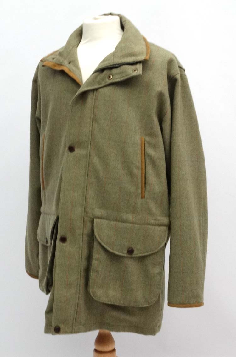 A Laksen Manor Glennan Tweed Jacket, size S with tags. - Image 4 of 5