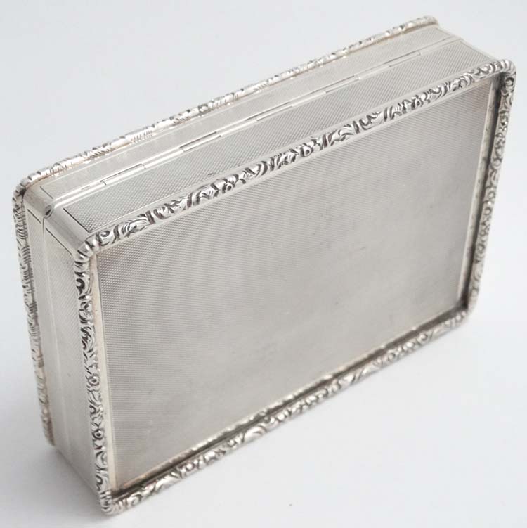 An Art Deco silver desk / table top cigarette box hallmarked Birmingham 1932 maker A Wilcox, - Image 3 of 5