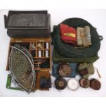 Fishing: A mixed lot of old Nottingham reels,