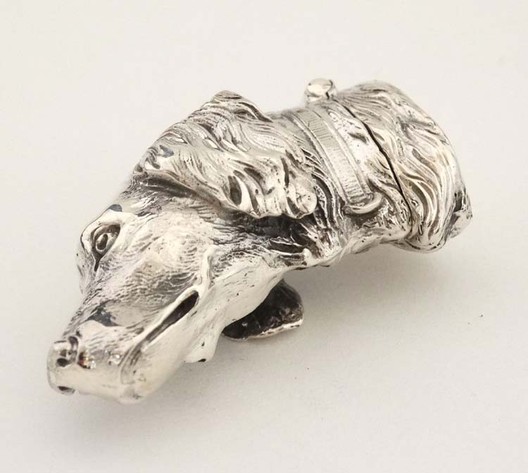 A silver plate novelty vesta formed as a gun dogs head. 21stC . - Image 4 of 7