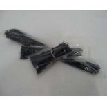 400 assorted black plastic cable ties ( 100- 710mm x 9mm, 100- 430mm x 4.8mm & 200- 250mm x 3.