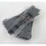 400 black plastic cable ties 250mm x 3.