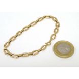 A 9ct gold bracelet 7" long (approx 8g) CONDITION: Please Note - we do not make