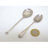 A silver seal top preserve spoon hallmarked Birmingham 1948 maker J B Chatterley & Sons Ltd.