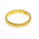 A 22 ct gold ring (approx 4g) CONDITION: Please Note - we do not make reference to