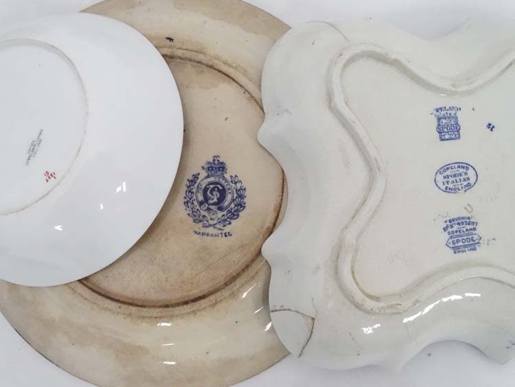 Quantity of blue and white china CONDITION: Please Note - we do not make reference - Image 5 of 23