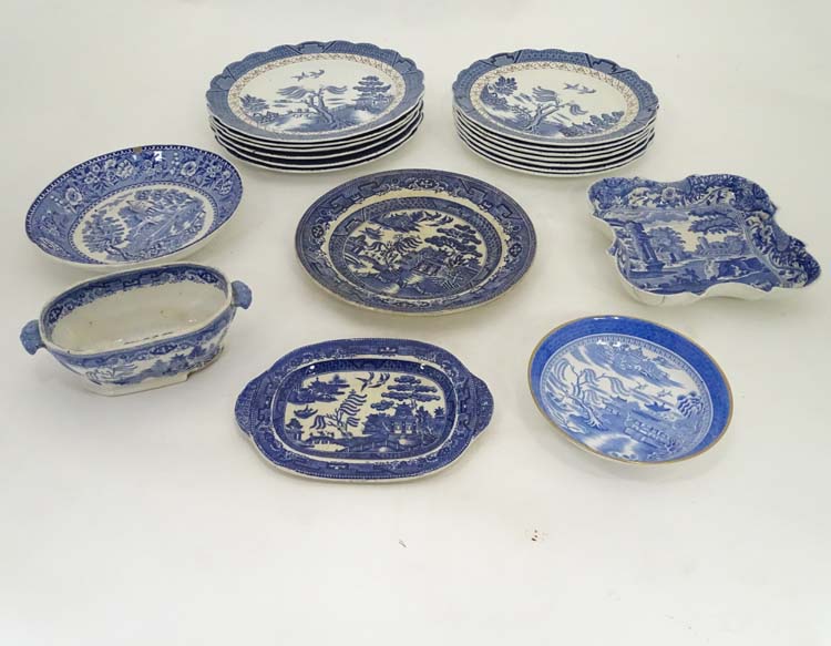 Quantity of blue and white china CONDITION: Please Note - we do not make reference - Image 3 of 23