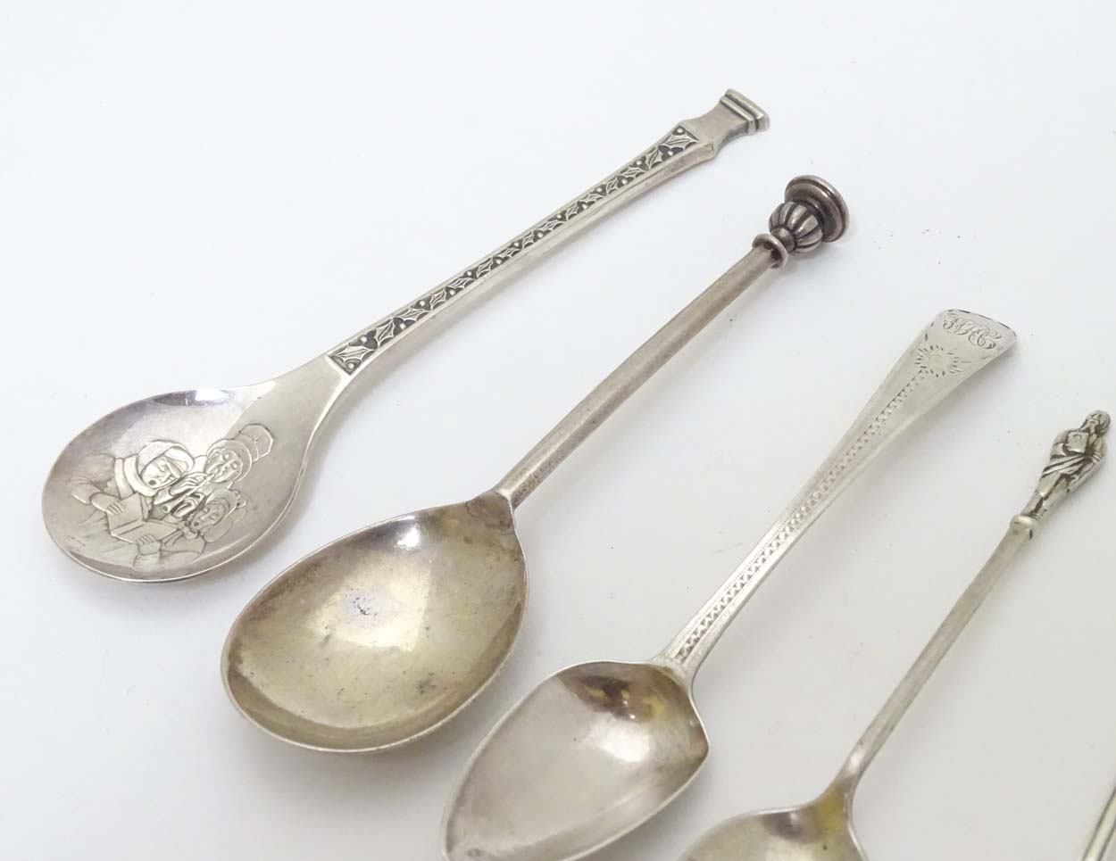 Assorted spoons to include a seal top spoon hallmarked Sheffield 1911 maker Harrods Stores Ltd, - Image 2 of 10