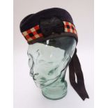 Militaria : A early to mid 20thC Glengarry Bonnet ( as worn by Scottish Regiments of the British