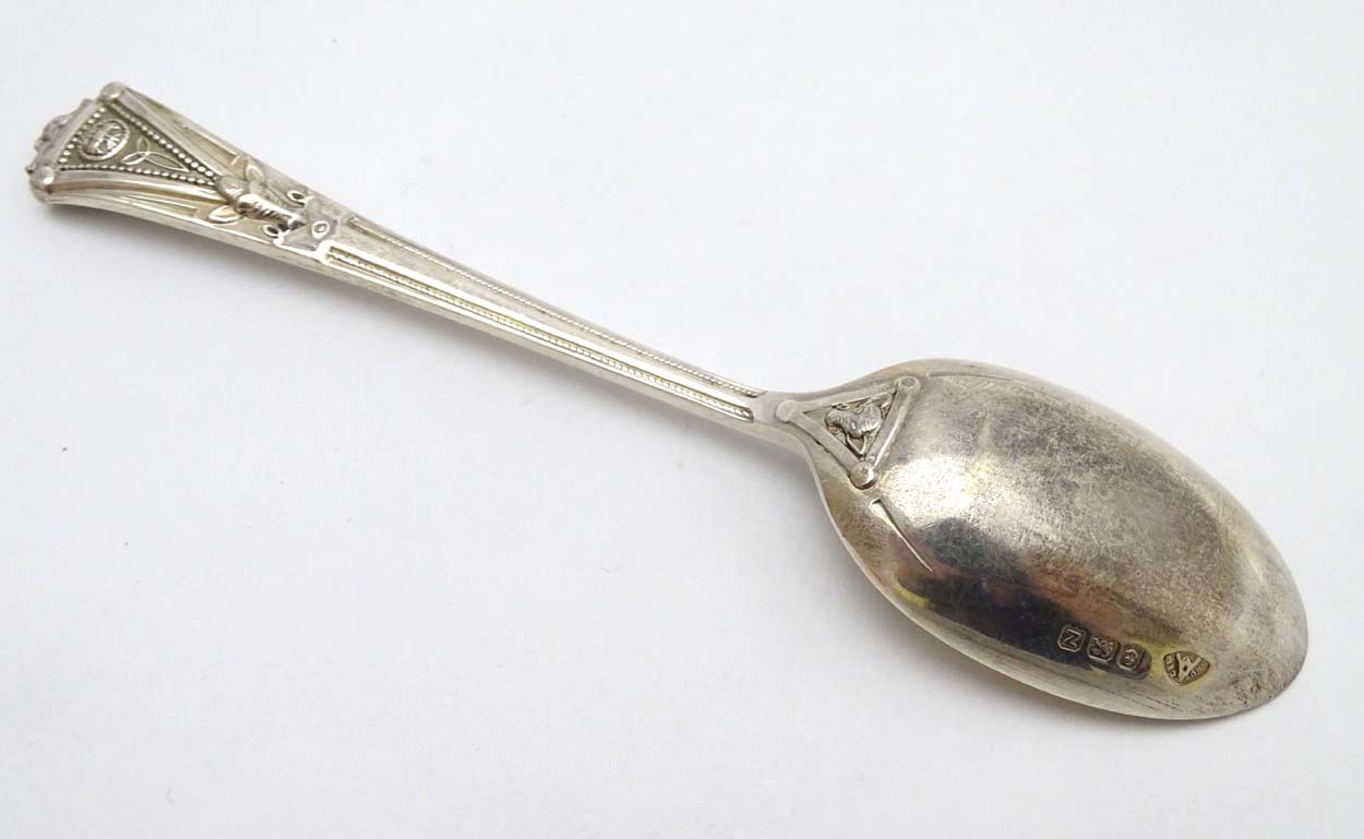 A cased set of 6 silver teaspoons having unusual celtic like decoration with wild boar head detail. - Image 9 of 13