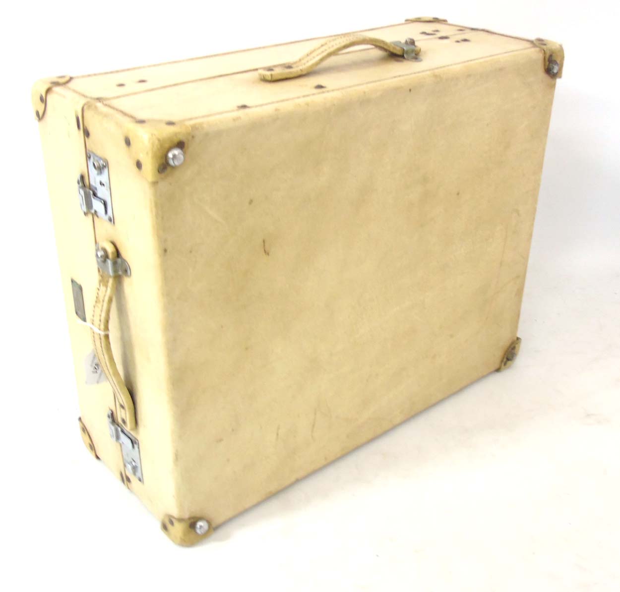 An early 20thC 'Revelation' Vellum travelling case with expanding catches and hinges. - Image 2 of 8