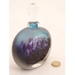 Jane Charles Studio Glass : a large perfume bottle and stopper having lilac shoal decoration ,