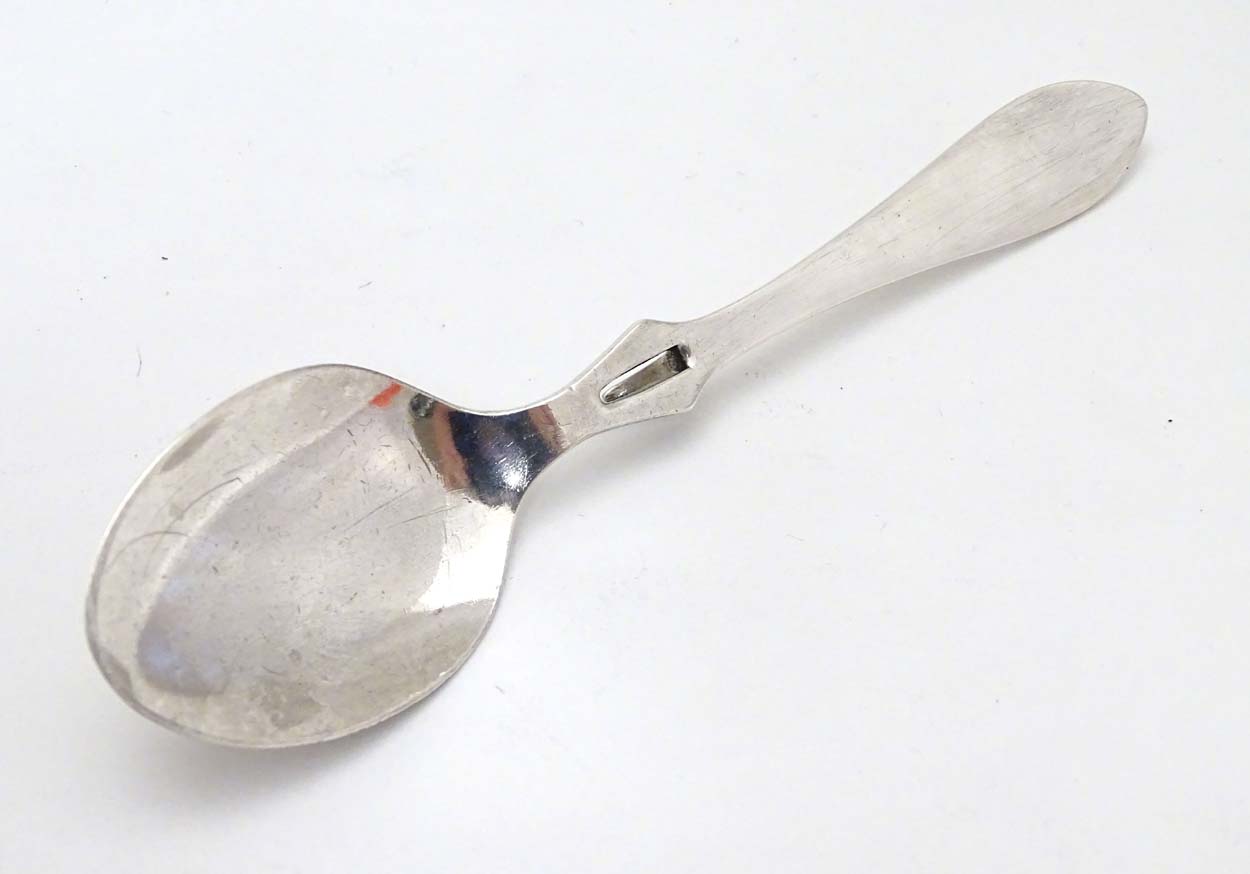 A silver preserve spoon hallmarked Sheffield 1945 maker Roberts & Belk Ltd. - Image 3 of 5