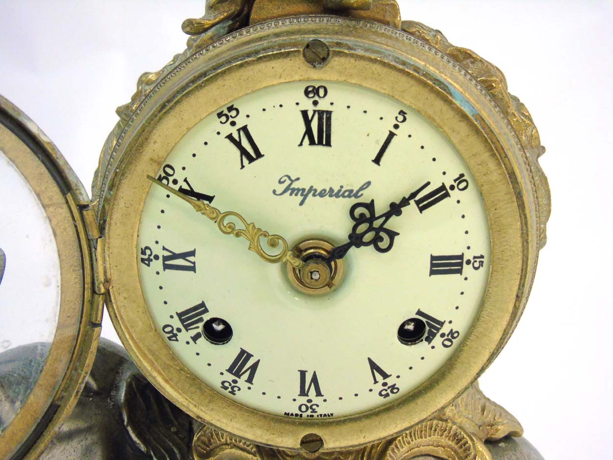 Elephant Clock : an Italian Brevettato brass & bronze elephant mantel clock The top surmounted by a - Image 7 of 10