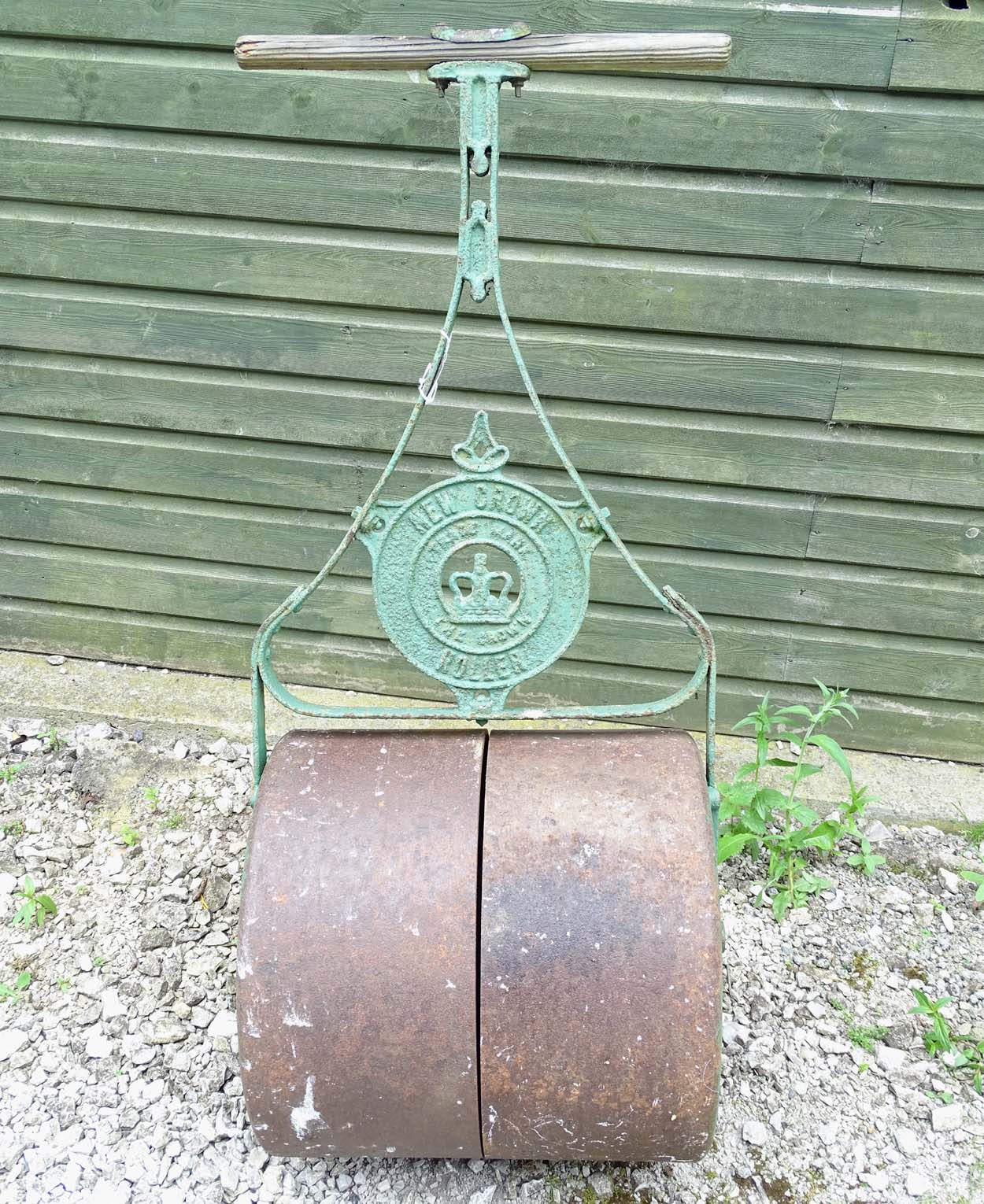 Garden and Architectural Salvage : an early 20 thC painted ' New Crown ' cast Iron Garden roller, - Image 6 of 7