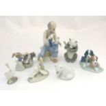 7 ceramic figurines,