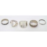 5 various silver and white metal rings CONDITION: Please Note - we do not make