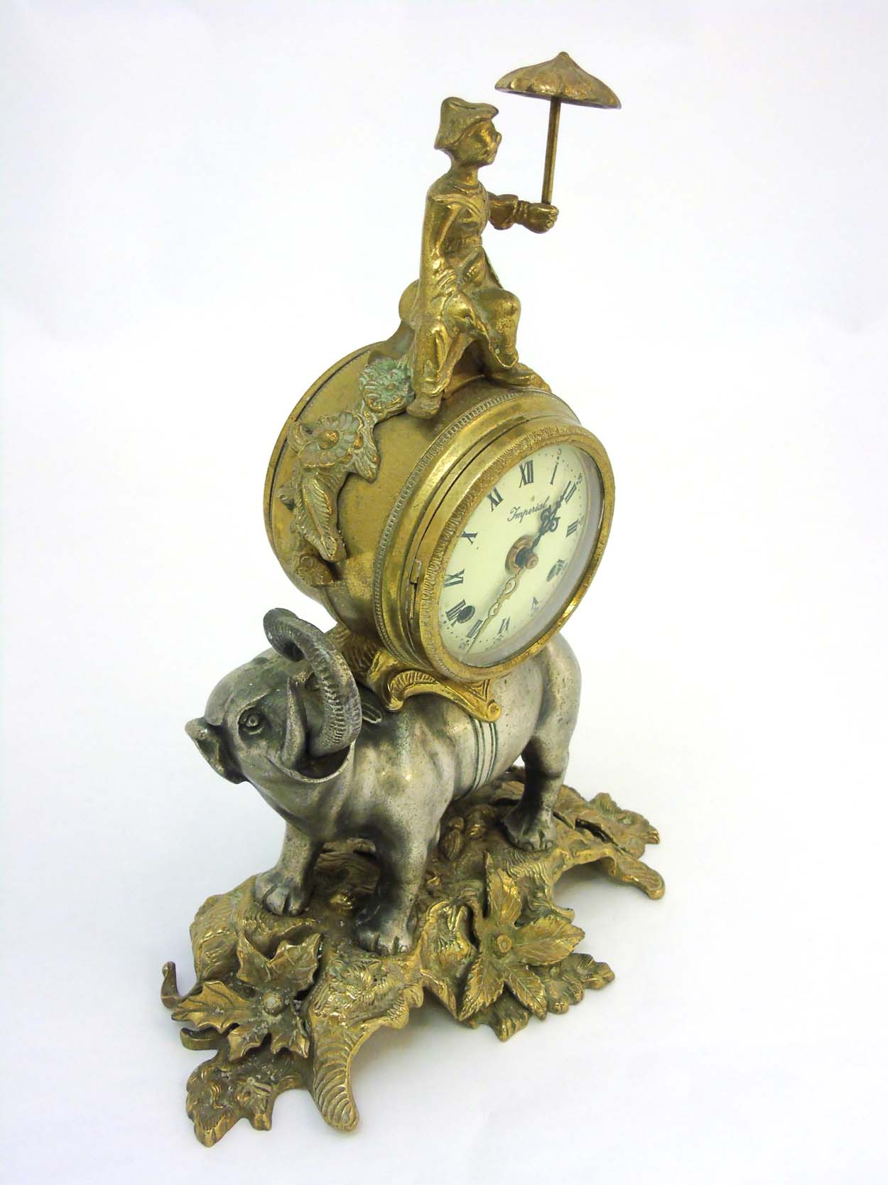 Elephant Clock : an Italian Brevettato brass & bronze elephant mantel clock The top surmounted by a - Image 4 of 10