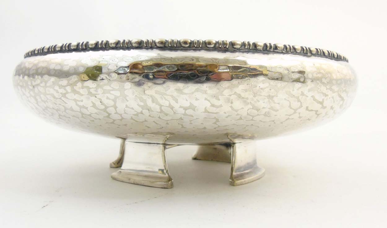 Arts and Crafts : A four foot hammered silver plate bowl by J B Chatterly & Sons ltd. Marked under. - Image 6 of 9