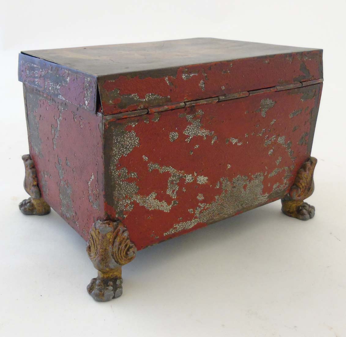 A 19thC tolepeint topped painted Dutch teacaddy 5 5/8" wide x 3 3/4" high CONDITION: - Image 6 of 7