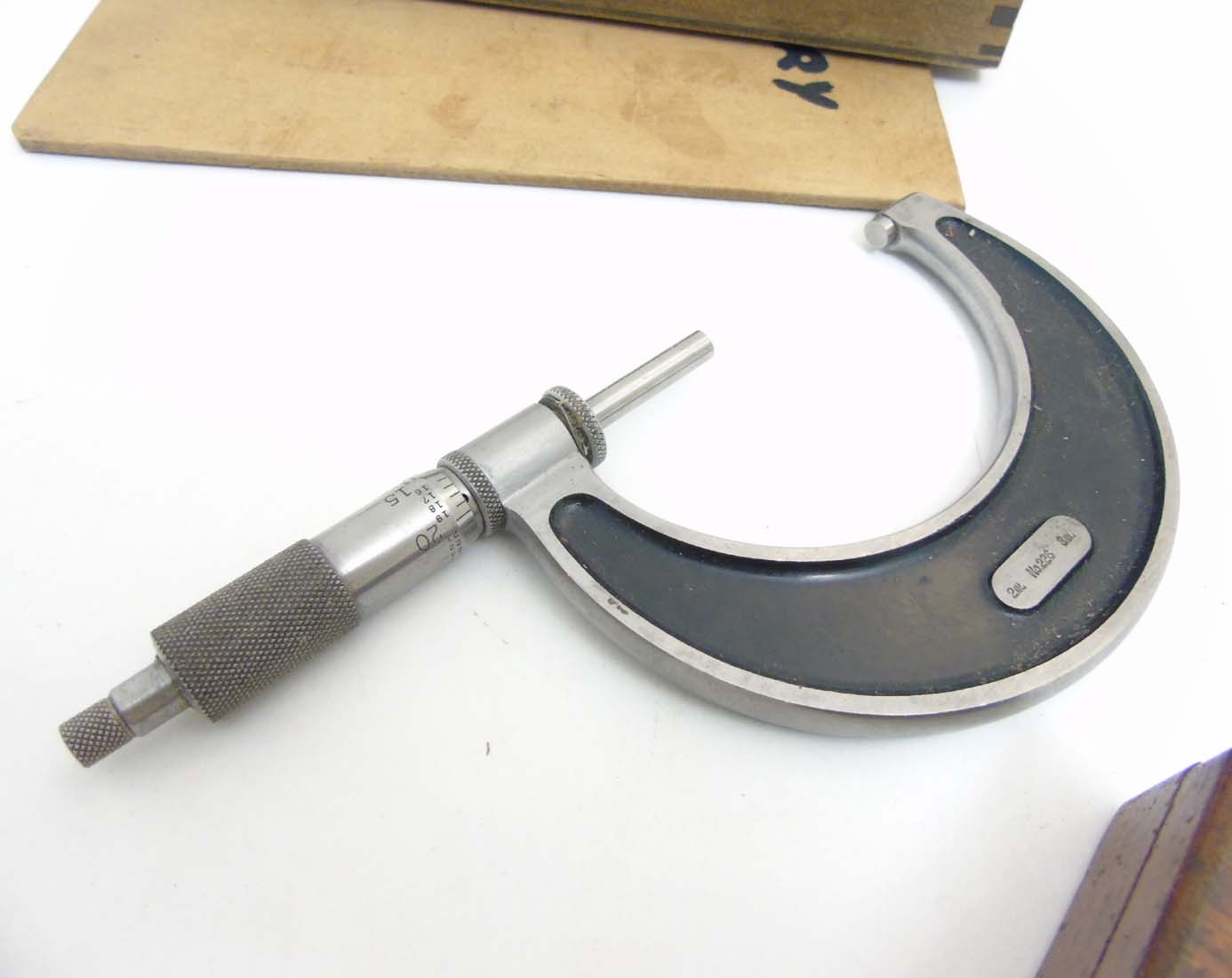 Draughtsman's tools : To include a crack detection microscope, a LS Starrett C. - Image 6 of 9