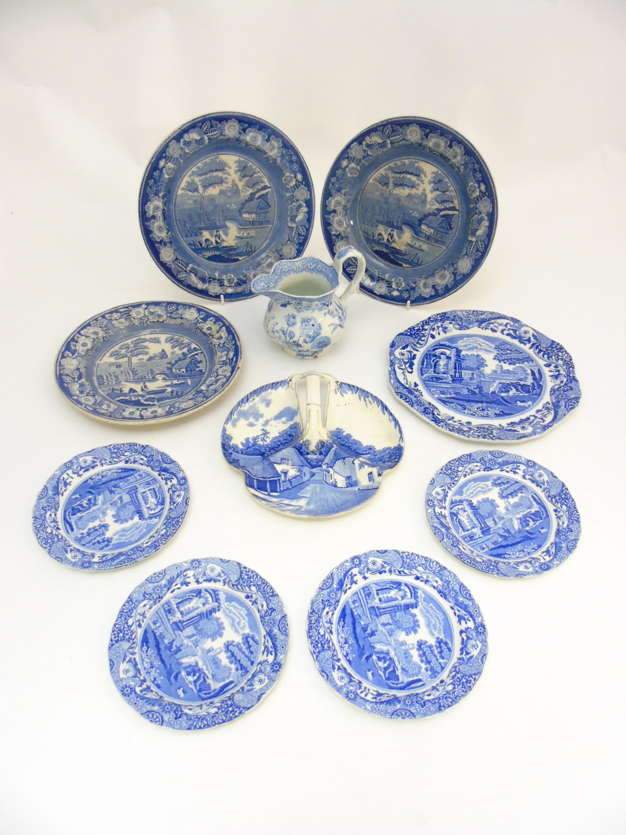 A quantity of blue and white ceramics comprising 4 Copeland Spode's Italian side plates and a 4