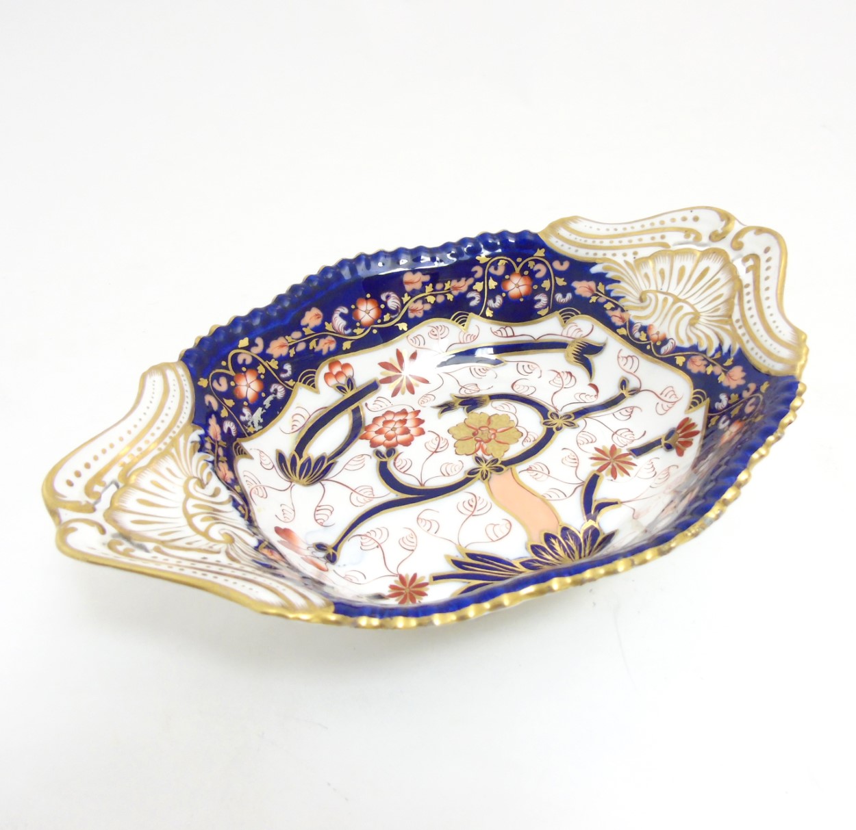 A Copeland Spode two handled serving dish with hand painted Imari decoration having gilt scroll - Image 3 of 6