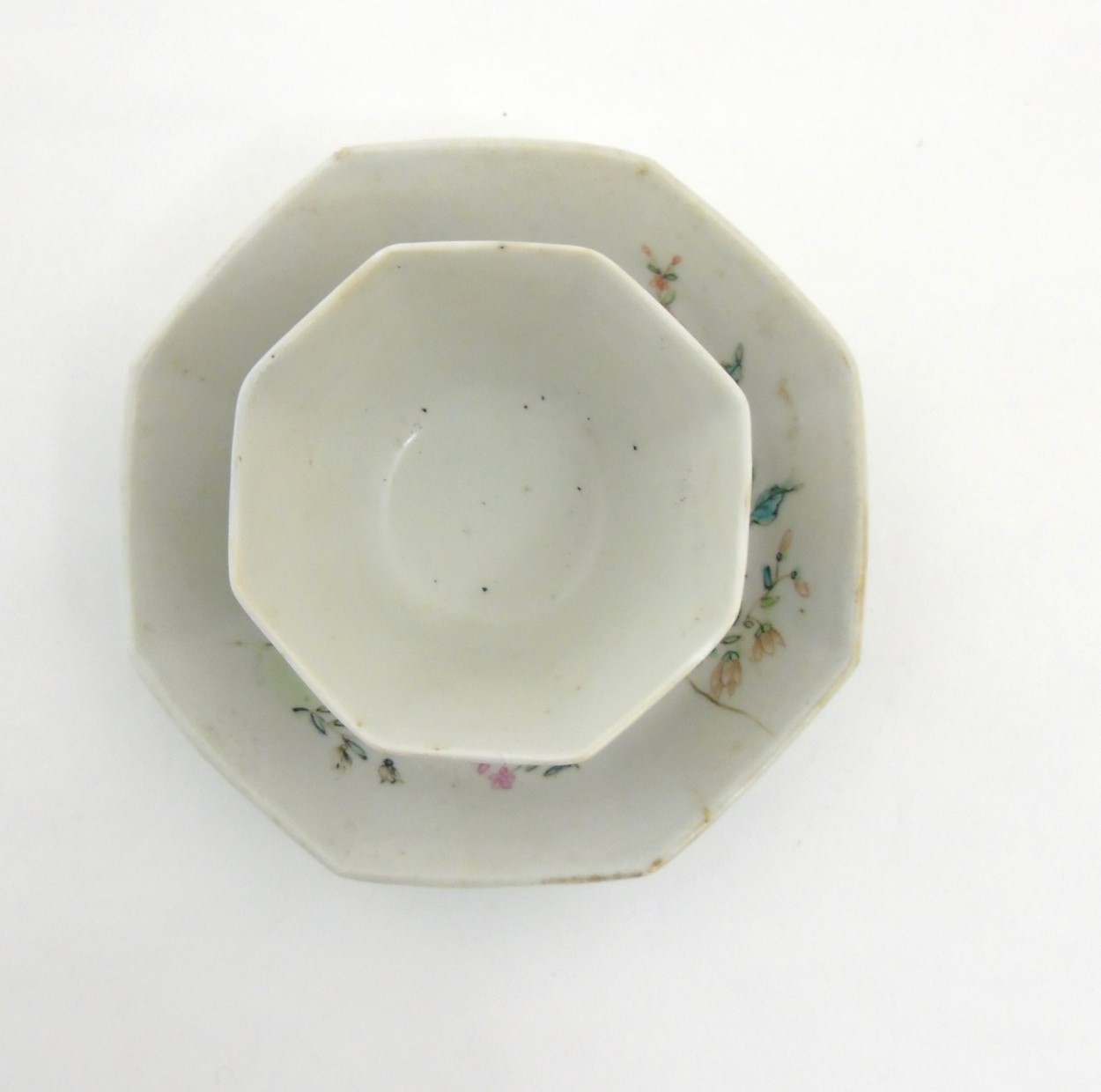 A Chinese Famille Rose octagonal cup and saucer depicting partridges amidst peonies on white ground, - Image 7 of 7