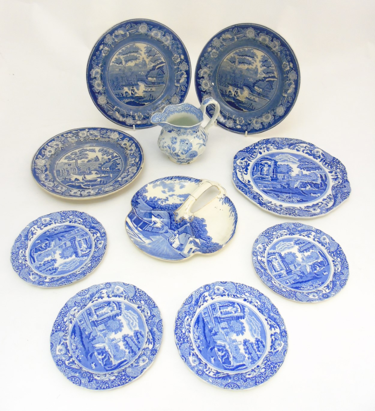 A quantity of blue and white ceramics comprising 4 Copeland Spode's Italian side plates and a 4 - Image 4 of 9
