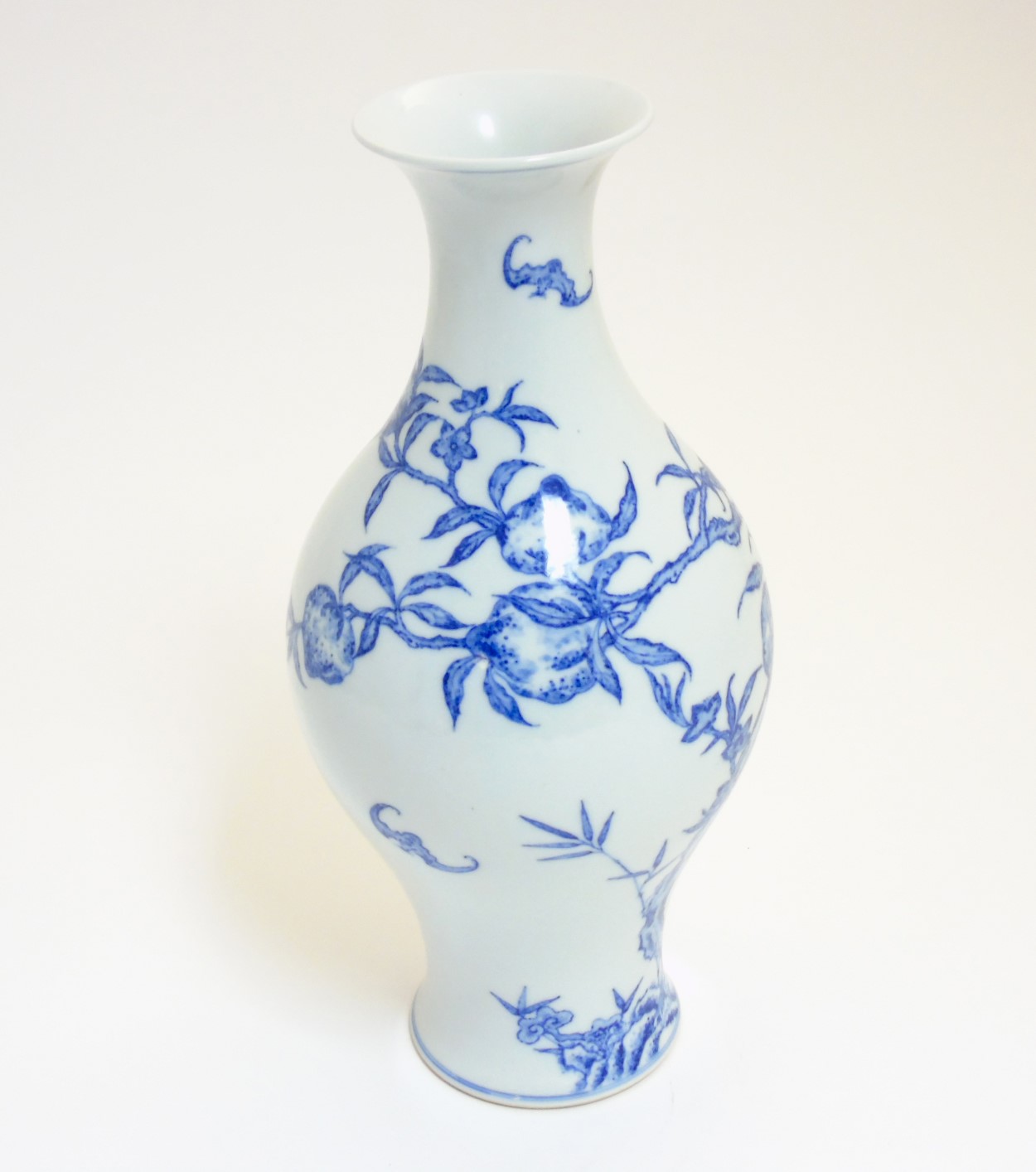 A Chinese blue and white 'Bat and Fruit' vase, - Image 7 of 8