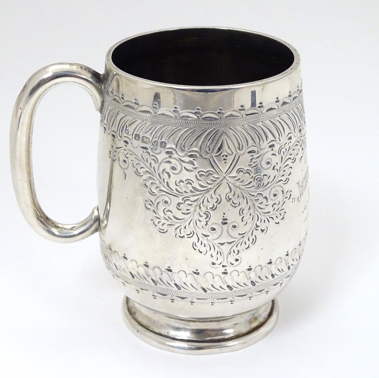 A Victorian silver Christening mug hallmarked Sheffield 1888 maker James Deakin & Sons. - Image 4 of 4