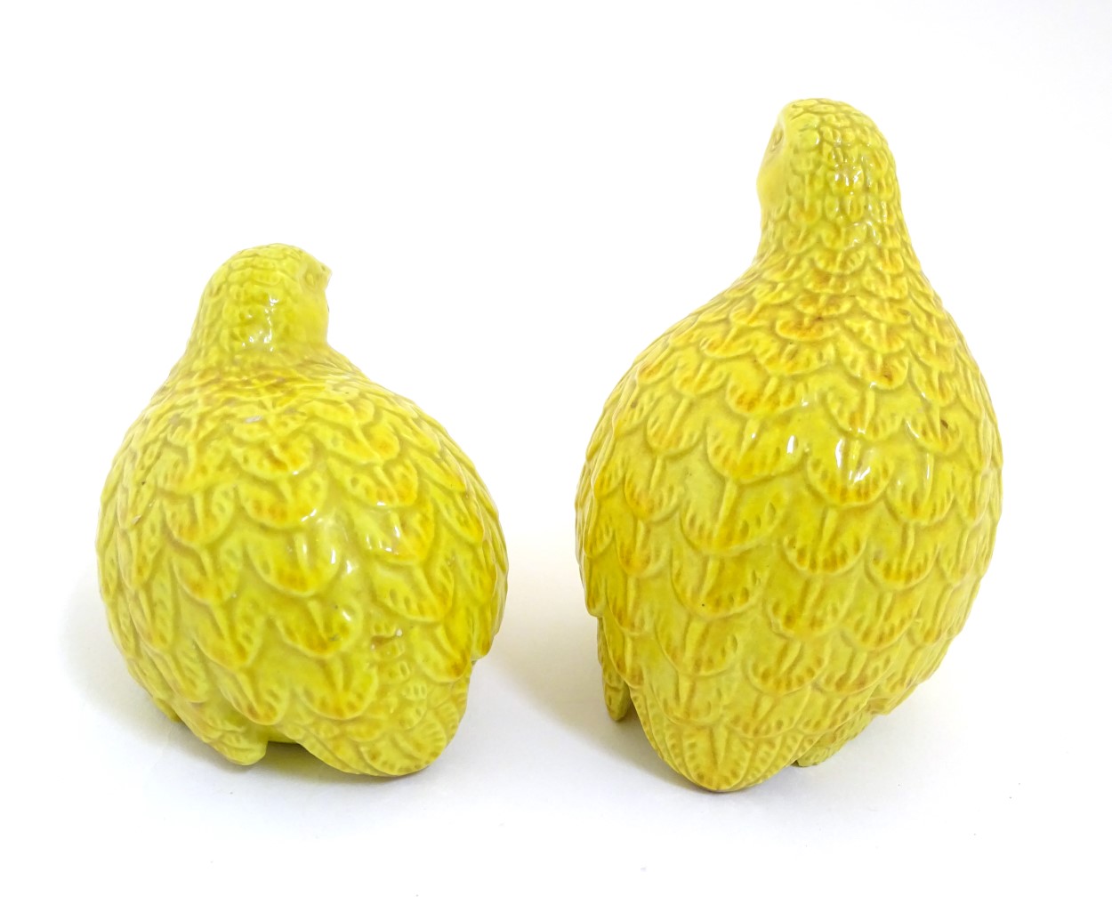 Two oriental yellow quail figures. Height of tallest quail: approx. 4 1/2". - Image 5 of 9