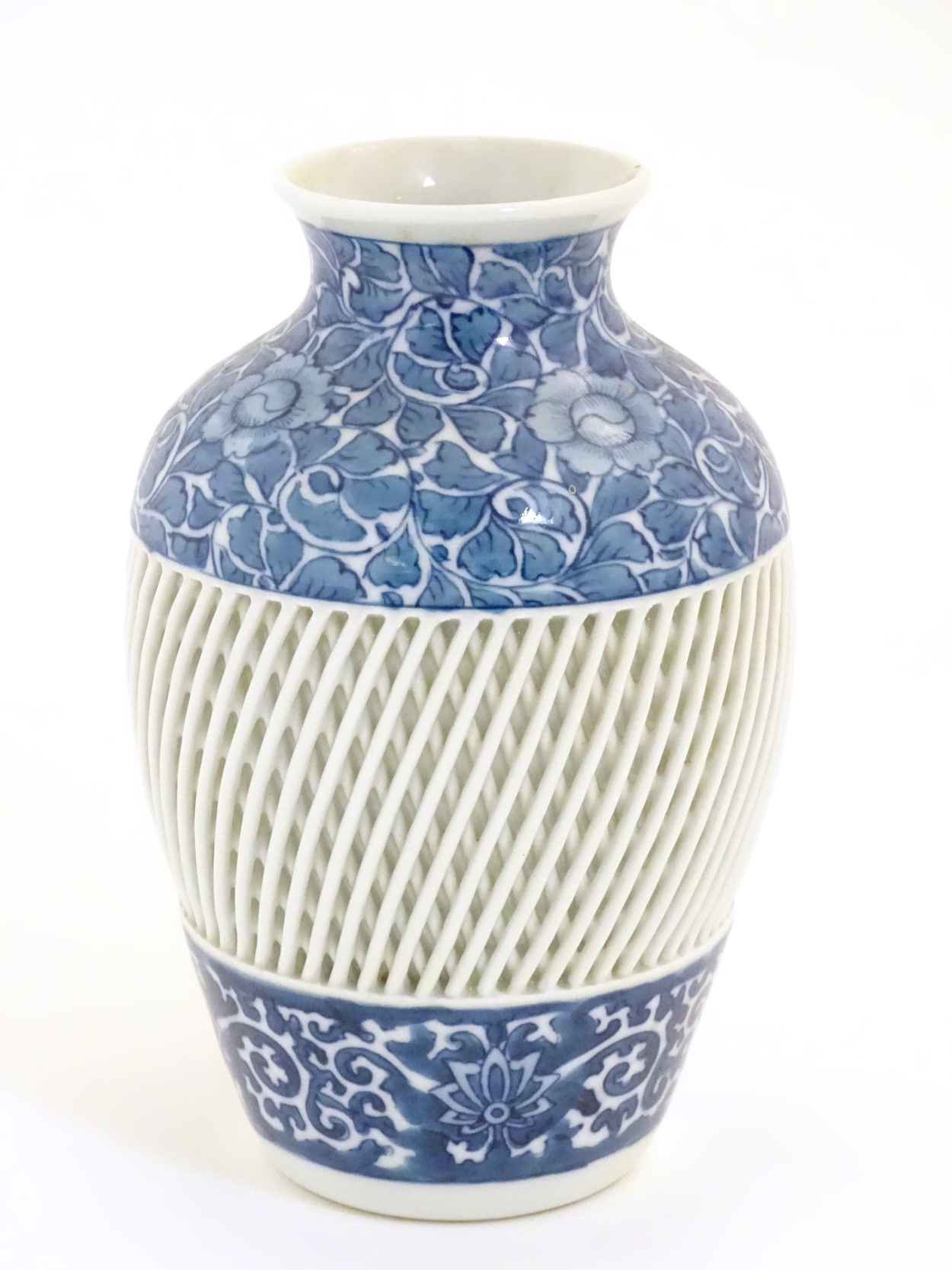 A blue and white Chinese baluster vase decorated with a floral pattern and a reticulated banded - Image 3 of 11