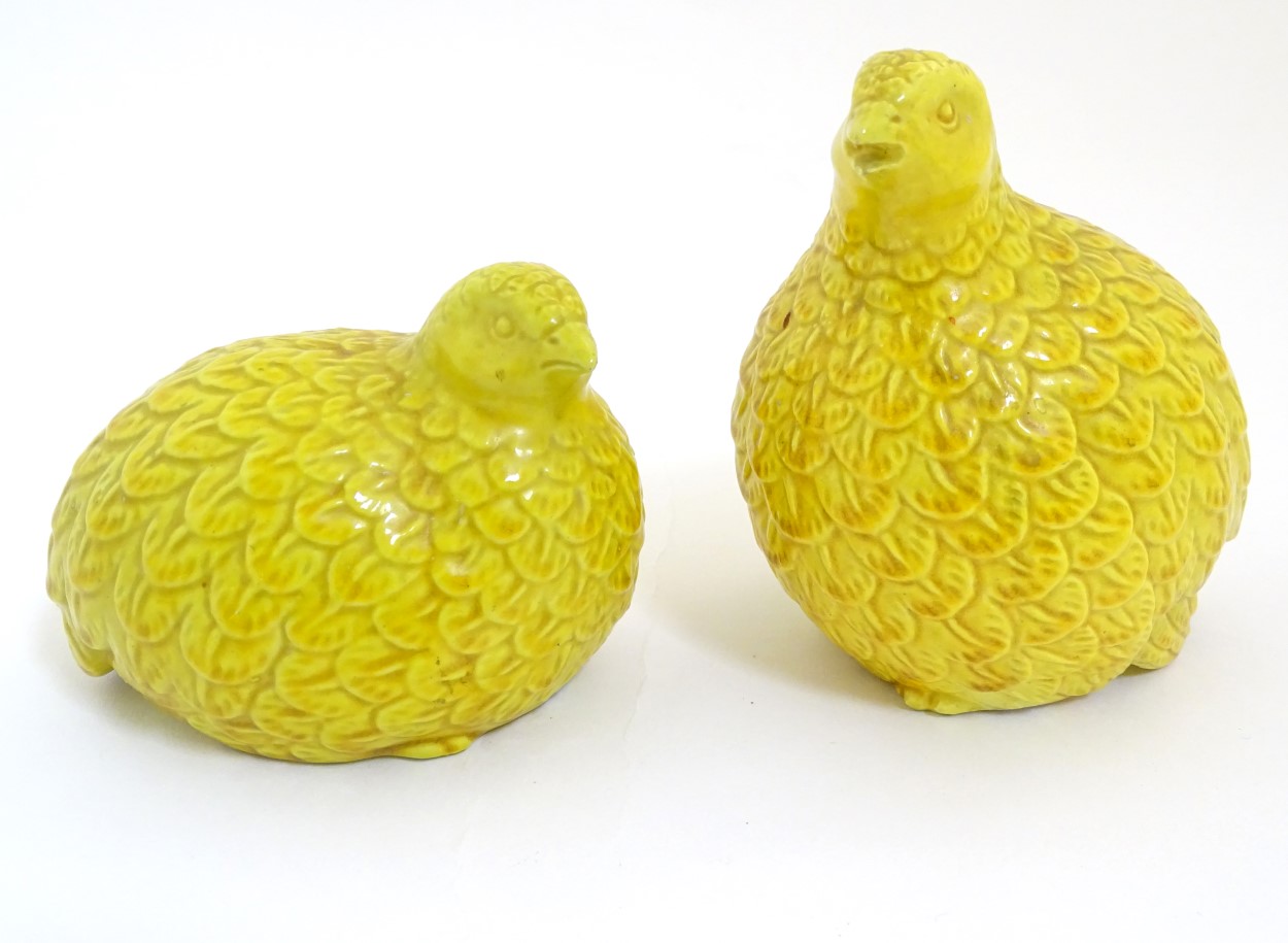 Two oriental yellow quail figures. Height of tallest quail: approx. 4 1/2". - Image 2 of 9