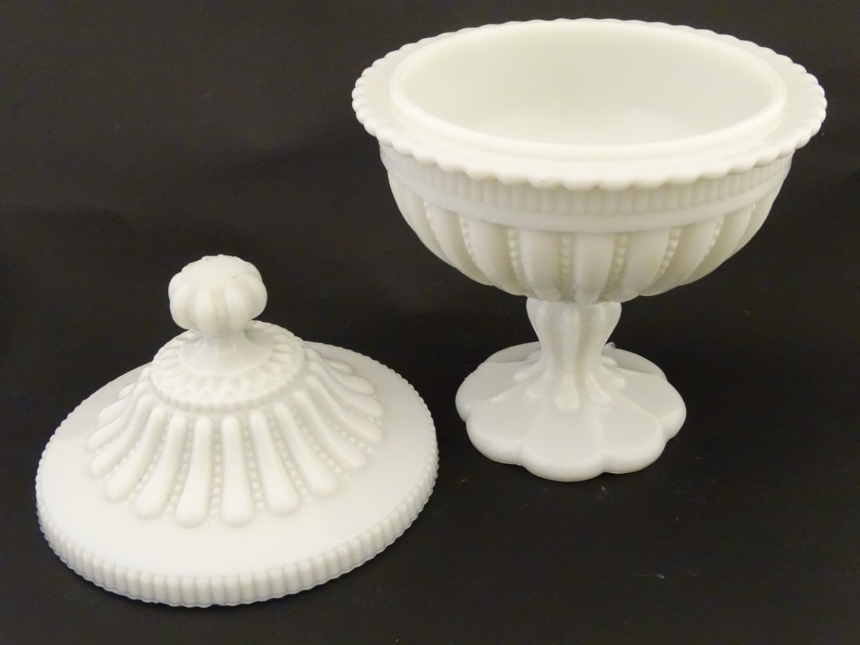 North Country Glass : a pedestal Bon- Bon dish and cover in opaque glass and moulded decoration , - Image 2 of 4