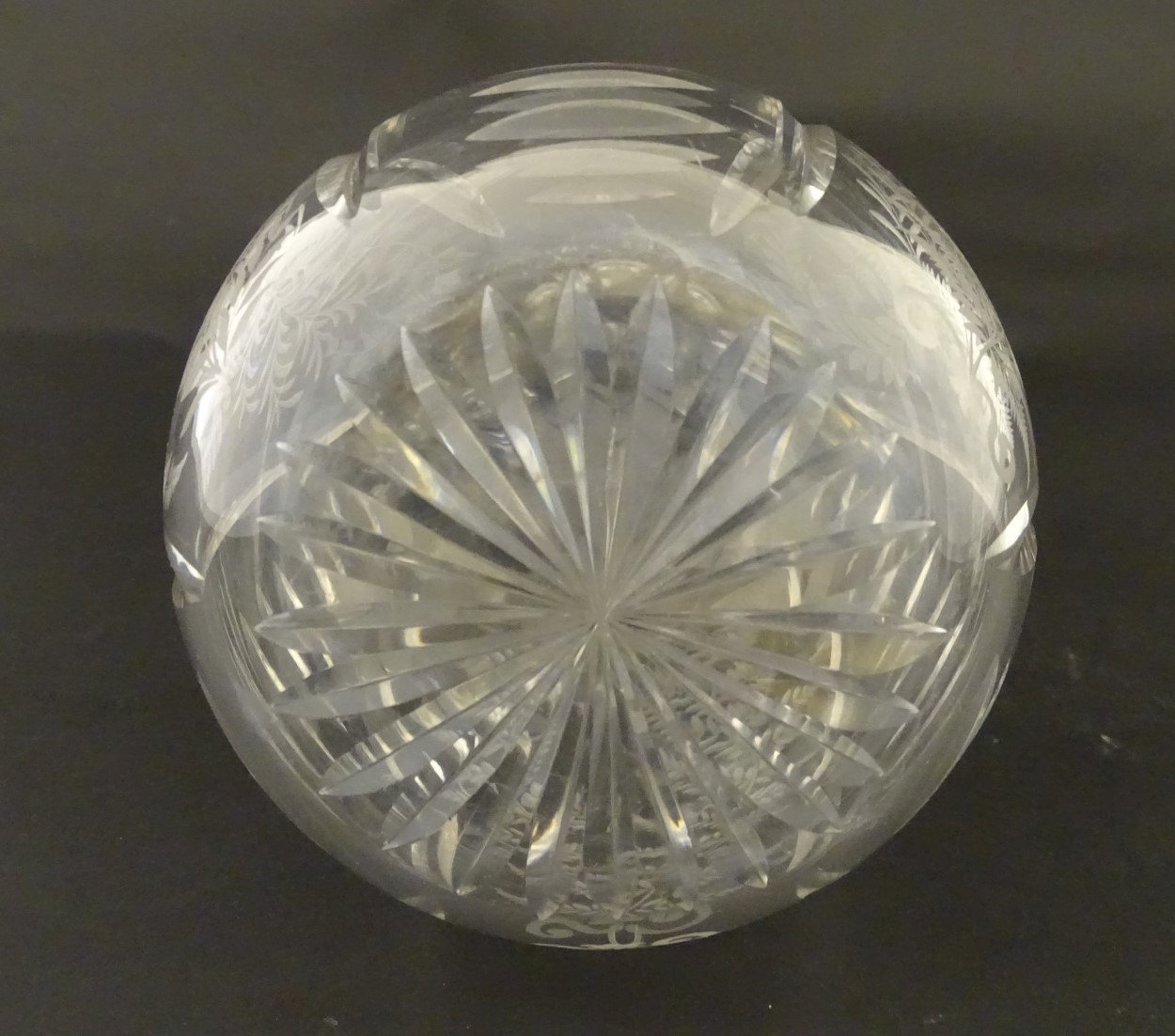 Victorian Glass : a Victorian ' Fernware ' decorated decanter with stopper having a star cut - Image 3 of 4