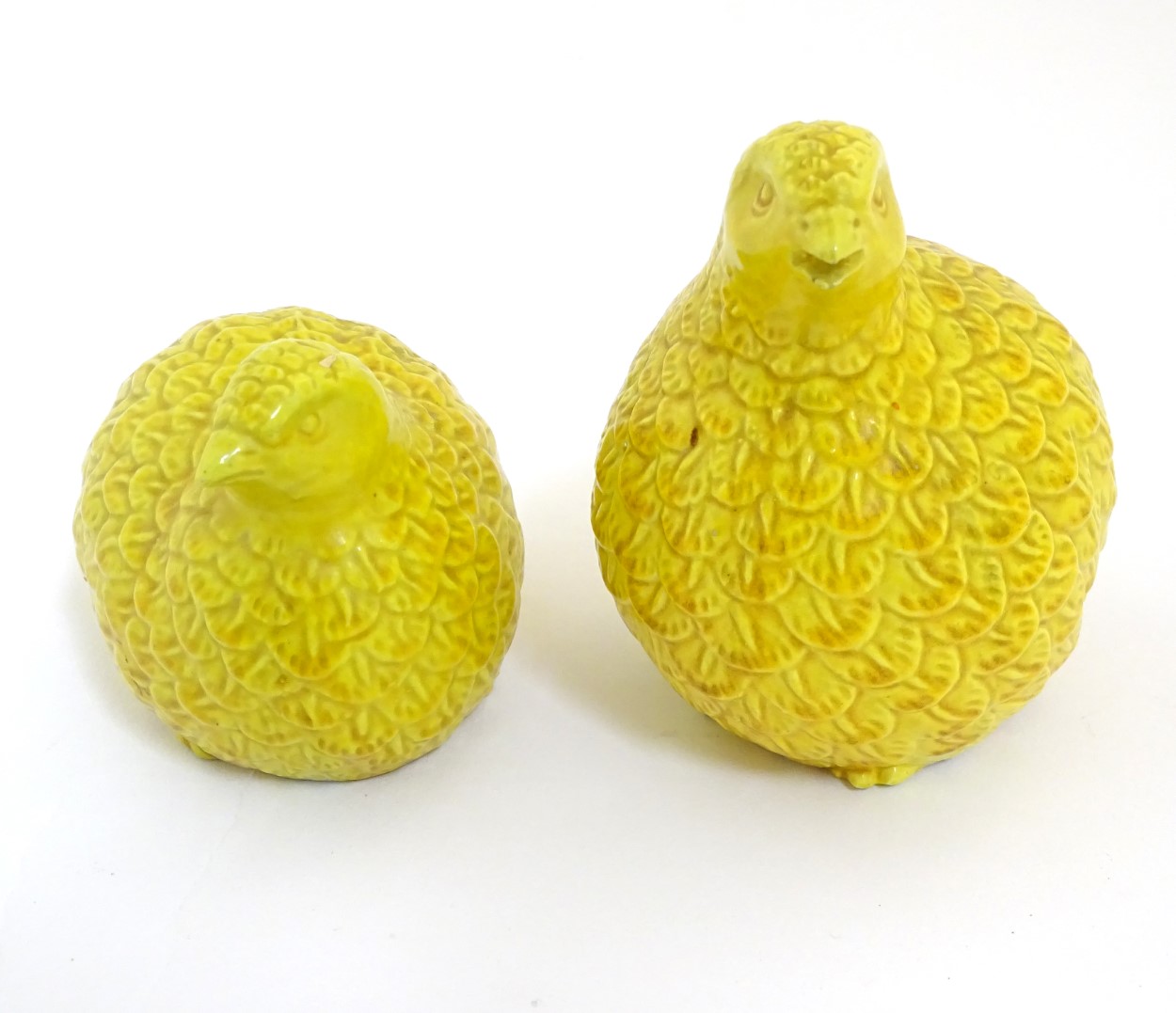 Two oriental yellow quail figures. Height of tallest quail: approx. 4 1/2". - Image 3 of 9