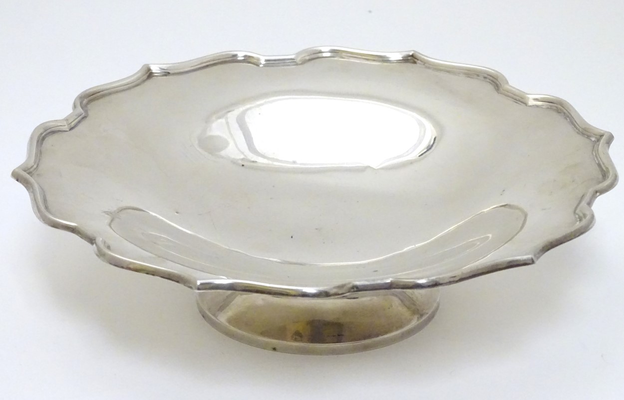 A silver pedestal dish hallmarked Birmingham 1939 maker Davidson Henderson & Sorley and retailed by