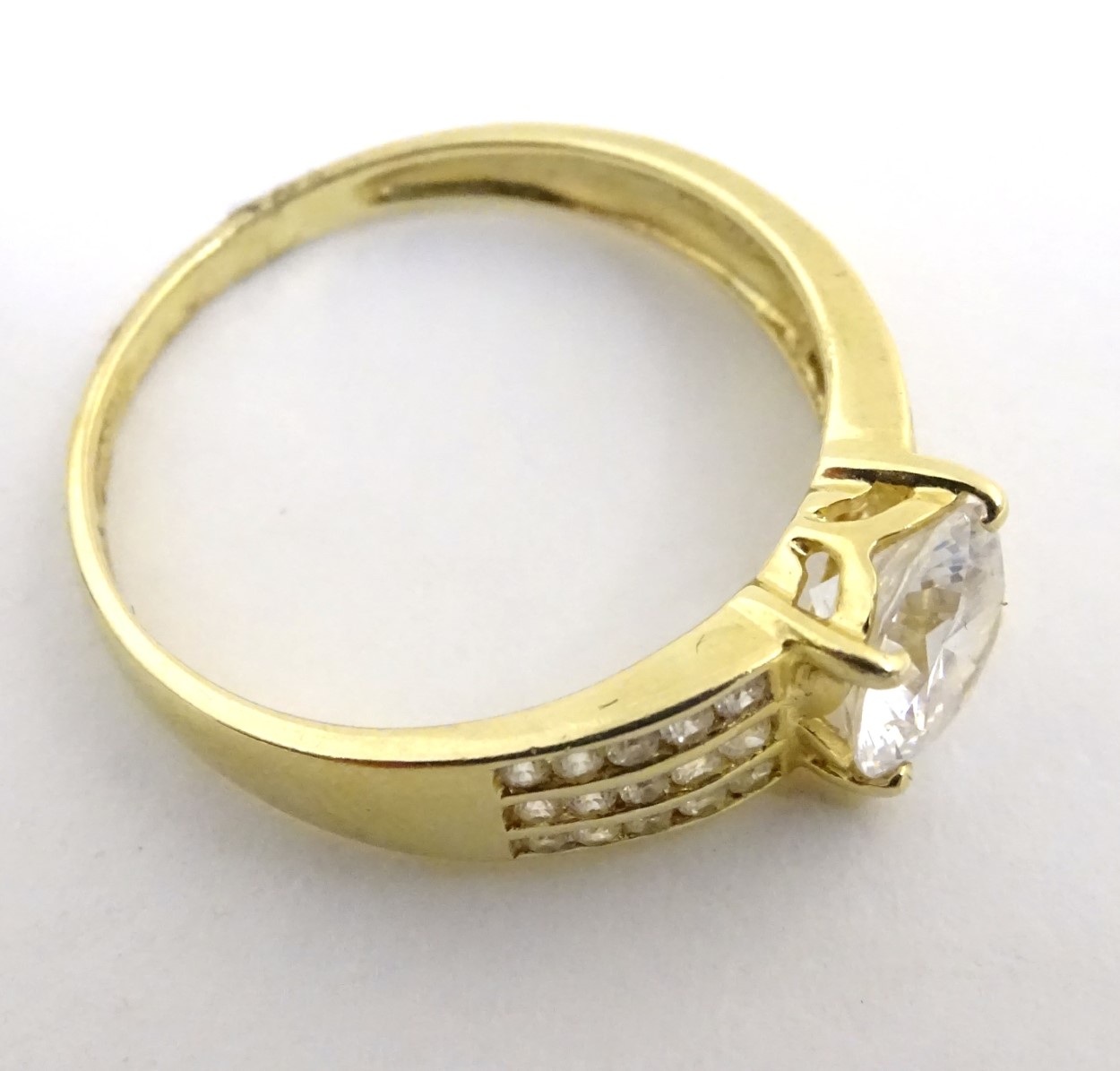 A 14ct gold ring set with white stones CONDITION: Please Note - we do not make - Image 3 of 5