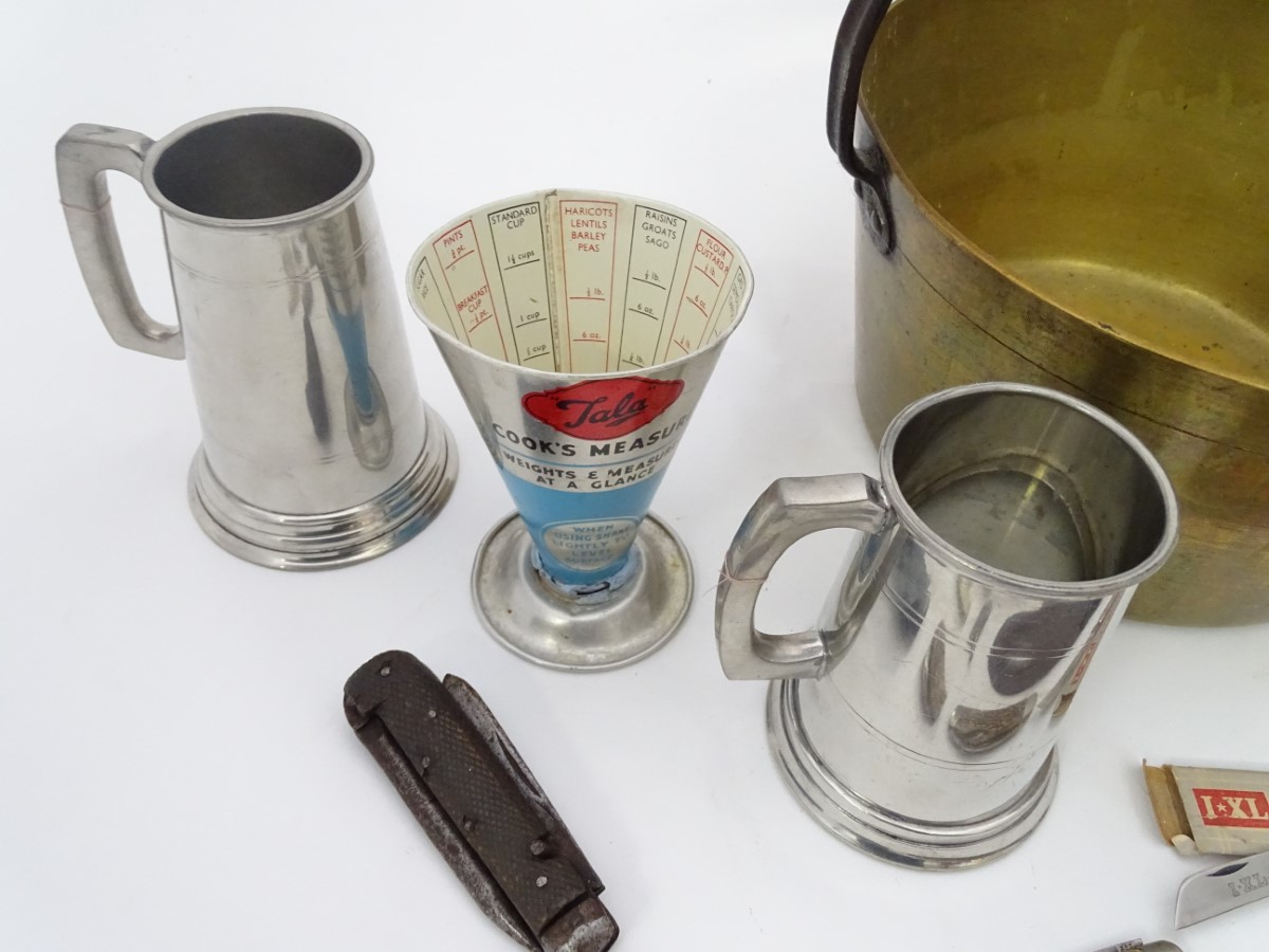 A quantity of miscellaneous metalware. To include jam pan, knives, tankards etc. - Image 5 of 6