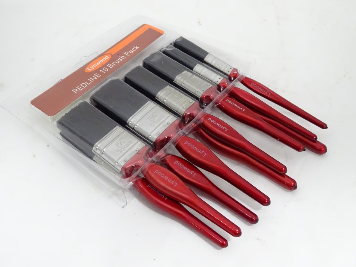 10 Piece Lynwood paint brush set (1/2" to 2") (1 pkt) CONDITION: Please Note - we