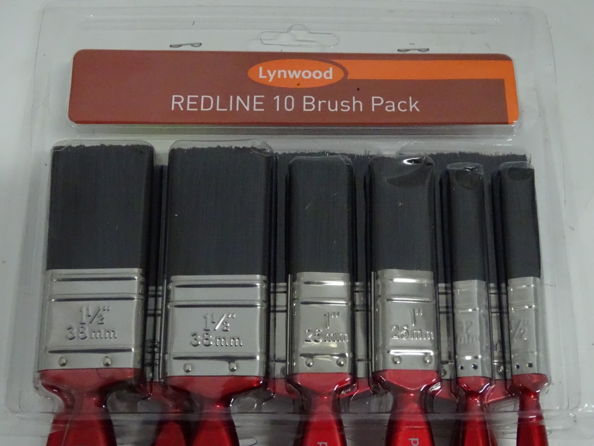 10 Piece Lynwood paint brush set (1/2" to 2") (1 pkt) CONDITION: Please Note - we - Image 3 of 4