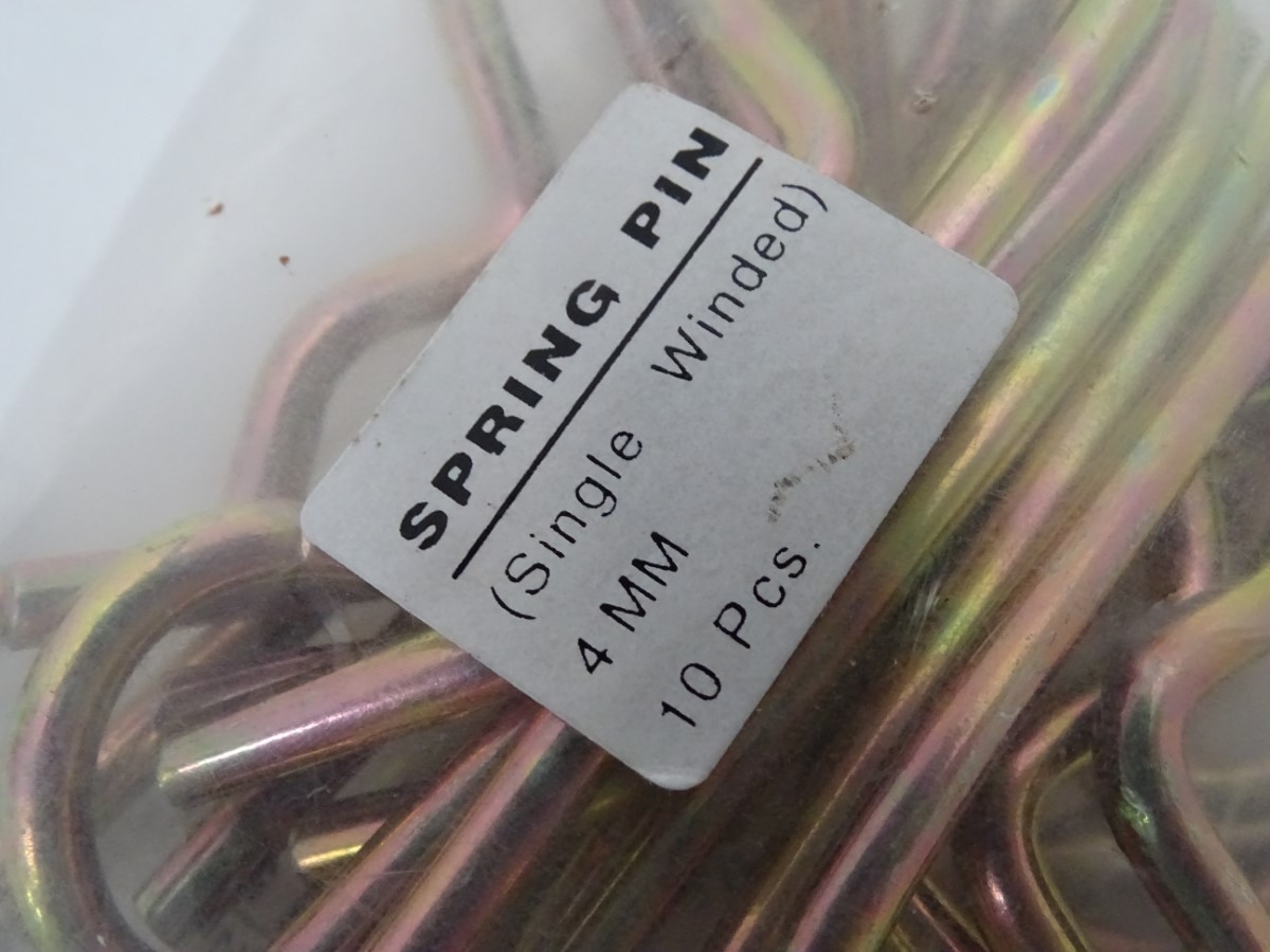 DIY : One pkt 2 mm + one pkt 3 mm + one pkt 4 mm "R" spring clips (3 pkts) CONDITION: - Image 5 of 5